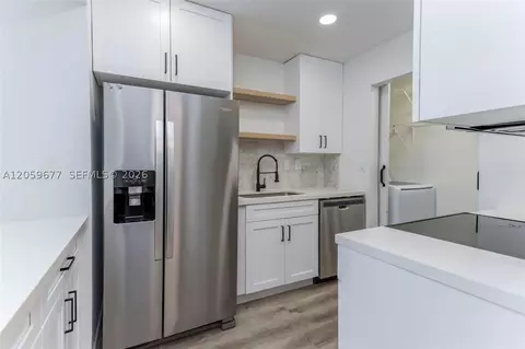 931 NE 199th St #201-22, Miami, FL 33179