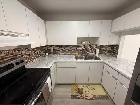 Kitchen - 1900 W 68th St #B203, Hialeah, FL 33014 photo 2 of 2