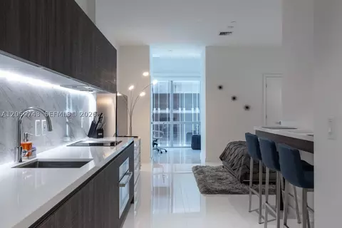 851 NE 1st Ave #503, Miami, FL 33132