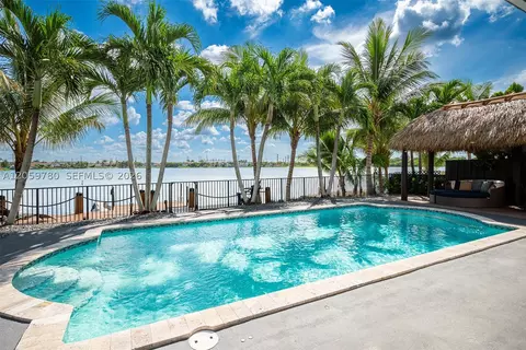 12949 SW 140 Street Rd, Miami, FL 33186