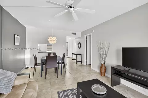 Dining - 7897 Golf Circle Dr #307, Margate, FL 33063 photo 2 of 2