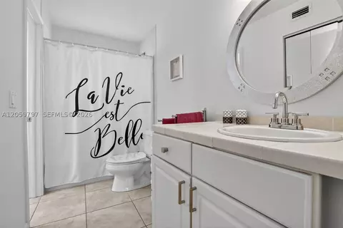 Bath - 7897 Golf Circle Dr #307, Margate, FL 33063 photo 1 of 2