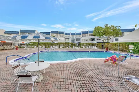 Exterior - 7897 Golf Circle Dr #307, Margate, FL 33063 photo 2 of 3