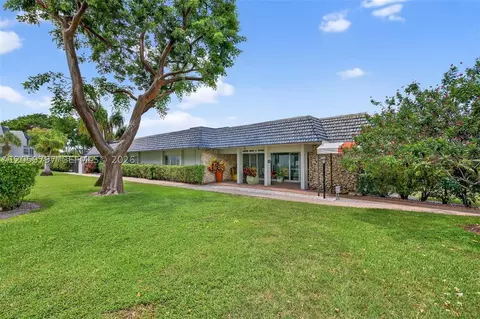 Exterior - 7897 Golf Circle Dr #307, Margate, FL 33063 photo 3 of 3