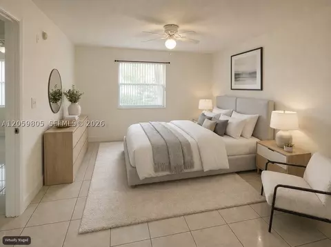761 N Pine Island Rd #104, Plantation, FL 33324