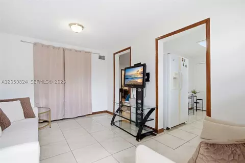 Other - 921 E 14 St, Hialeah, FL 33010 photo 4 of 6