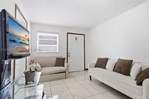 Living - 921 E 14 St, Hialeah, FL 33010 photo 4 of 4