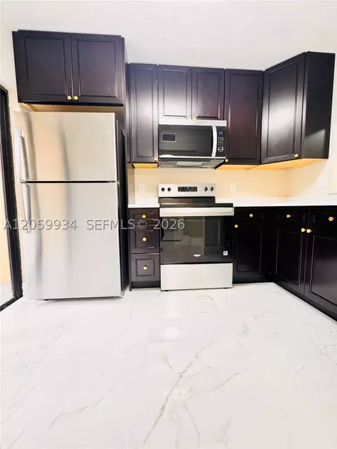 3939 NE 5th Ave #C106, Boca Raton, FL 33431