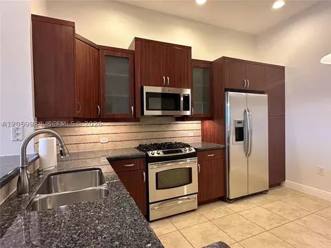 3055 NW 126th Ave #411, Sunrise, FL 33323