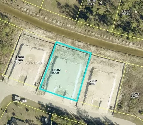 1942 Victor Ln, Lehigh Acres, FL 33972