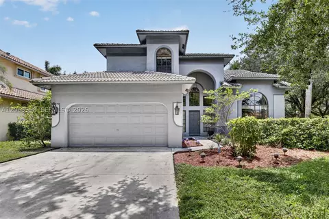 11584 Waterford Ct, Hollywood, FL 33026
