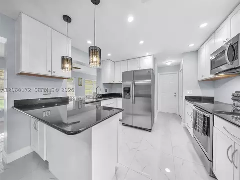 1221 NW 45th St, Pompano Beach, FL 33064