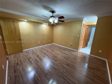 Living - 7510 W 4th Ave, Hialeah, FL 33014 photo 4 of 4