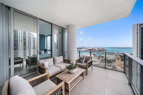 851 NE 1st Ave #2911, Miami, FL 33132