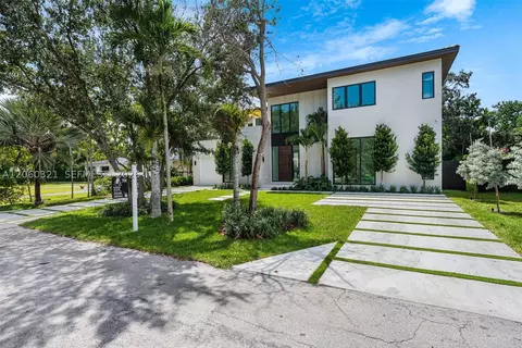 970 NE 92nd St, Miami Shores, FL 33138