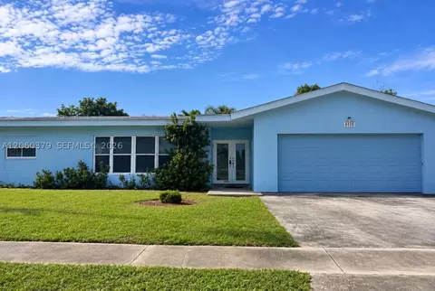 3700 NW 25th St, Lauderdale Lakes, FL 33311