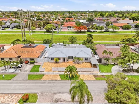 323 NW 136th Pl, Miami, FL 33182