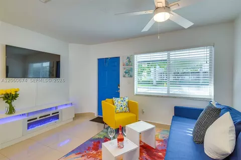 412 NE 4th Ave, Hallandale Beach, FL 33009