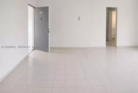 13500 NE 3rd Ct #121, North Miami, FL 33161
