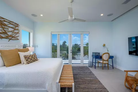 Bedroom - 108 Sunrise Dr, Marathon, FL 33050 photo 7 of 7