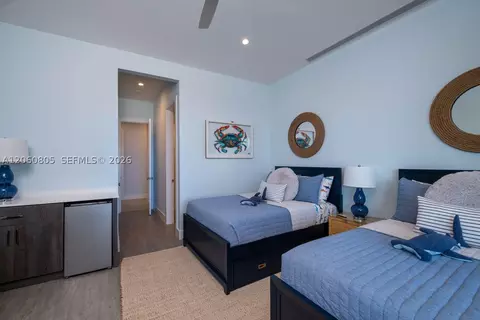 Bedroom - 108 Sunrise Dr, Marathon, FL 33050 photo 6 of 7