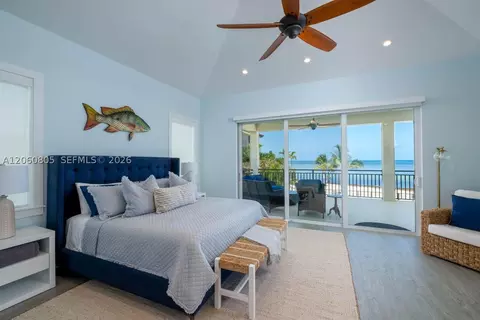 Bedroom - 108 Sunrise Dr, Marathon, FL 33050 photo 1 of 7