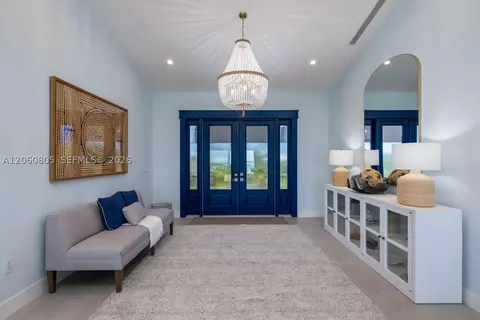 Entry Way - 108 Sunrise Dr, Marathon, FL 33050 photo 2 of 3