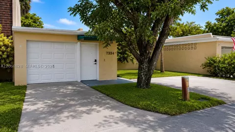 Exterior - 7334 Pepper Pike Dr, Hialeah, FL 33015 photo 3 of 5