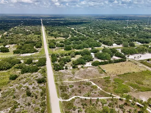 18277 NW 304th St, Okeechobee, FL 34972 photo 3