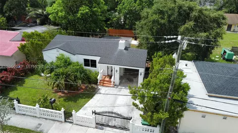 180 NW 67th St, Miami, FL 33150