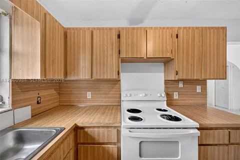 Kitchen - 430 SE 7th Ave, Hialeah, FL 33010 photo 3 of 3