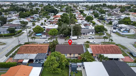 View/Area - 430 SE 7th Ave, Hialeah, FL 33010 photo 7 of 8