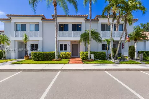 20822 NW 2nd St, Pembroke Pines, FL 33029