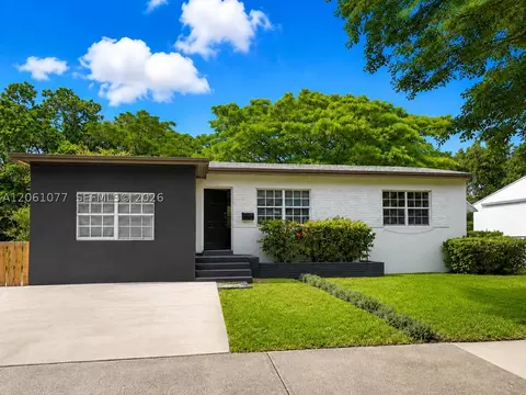 1035 NW 50th St, Miami, FL 33127