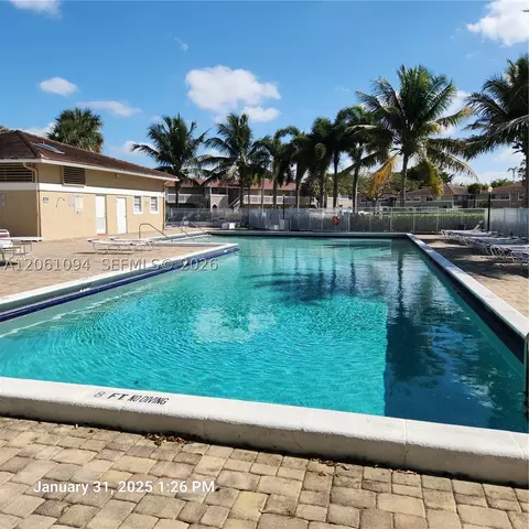 10004 Twin Lakes Dr #36-F, Coral Springs, FL 33071