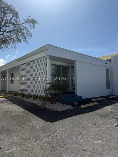 2856 E Oakland Park Blvd, Fort Lauderdale, FL 33306