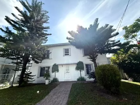 7610 Dickens Ave, Miami Beach, FL 33141