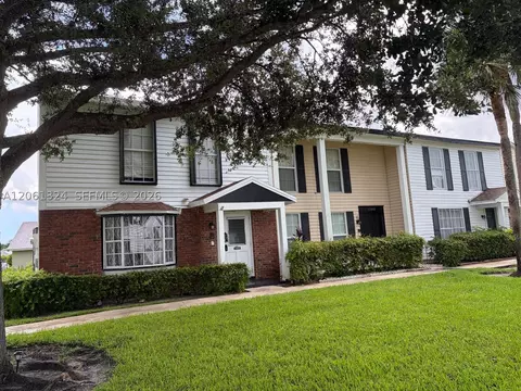 11858 E Brier Patch Ct E, Wellington, FL 33414