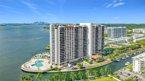 1800 NE 114th St #1508, Miami, FL 33181