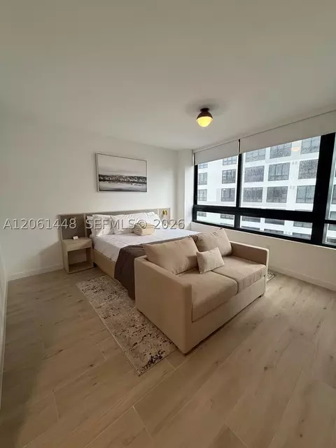 225 N Miami Ave #1506, Miami, FL 33128