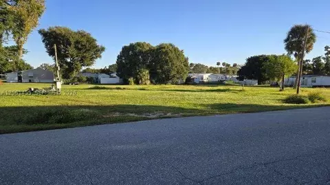 4013 SE 26th St, Okeechobee, FL 34974 photo 2