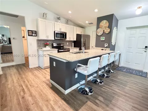 Kitchen - 3006 Base Ct, Labelle, FL 33935 photo 1 of 5