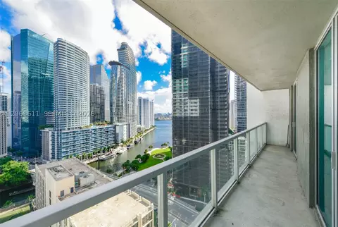 500 Brickell Ave #2407, Miami, FL 33131