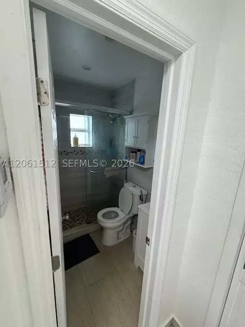 Bath - 80 W 56th St, Hialeah, FL 33012 photo 1 of 3