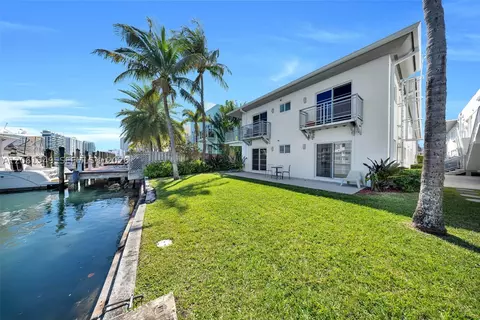 6905 Bay Dr #16, Miami Beach, FL 33141
