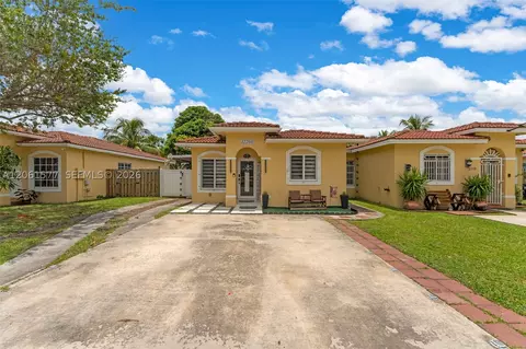 12260 SW 214th St #2, Miami, FL 33177