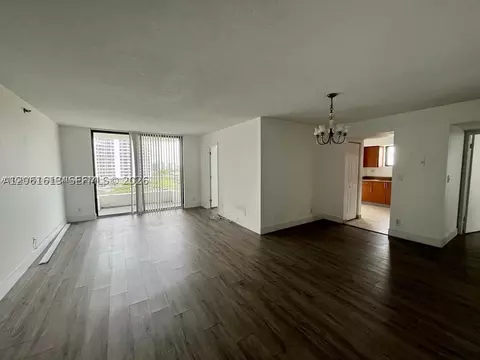 3300 NE 192nd St #906, Aventura, FL 33180