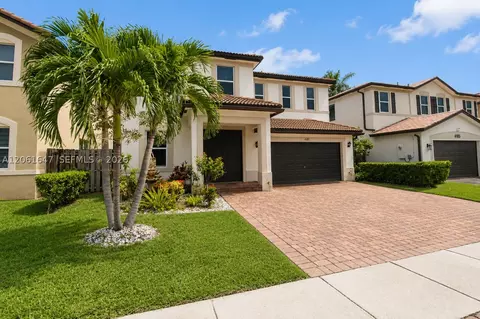 4190 NE 20th St, Homestead, FL 33033