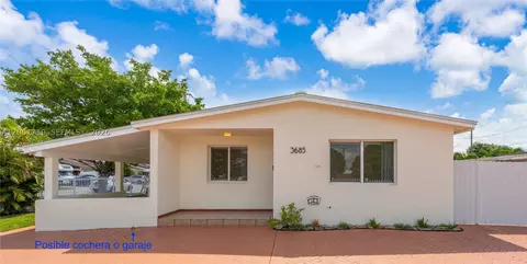 Exterior - 3685 W 9th Ave, Hialeah, FL 33012 photo 1 of 5
