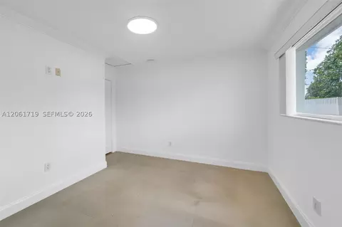 Bedroom - 3685 W 9th Ave, Hialeah, FL 33012 photo 5 of 7